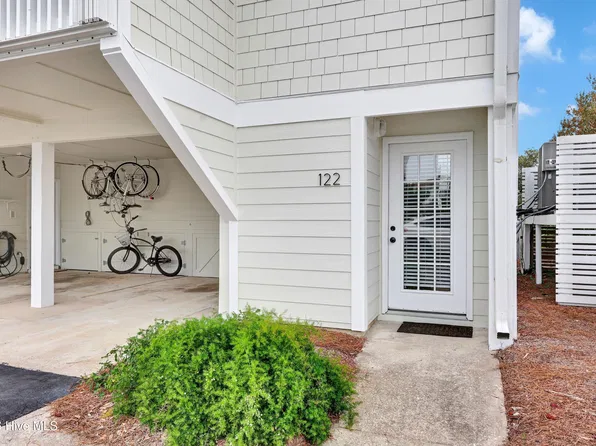 122 Driftwood Court, Wrightsville Beach, NC 28480