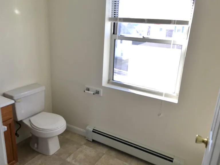 26 Bath St #3 — Photo 42