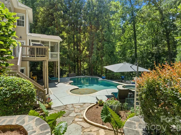 101 Egrets Walk Pl, Mooresville, NC 28117