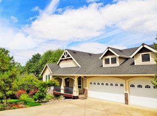 4242 NW Sierra Dr, Camas, WA 98607