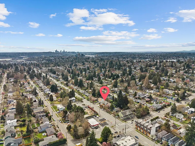 7407 25th Ave NE — Photo 37