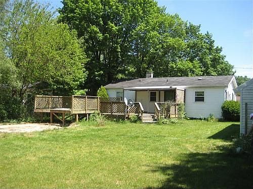 3rd image of 466 Streamside Dr