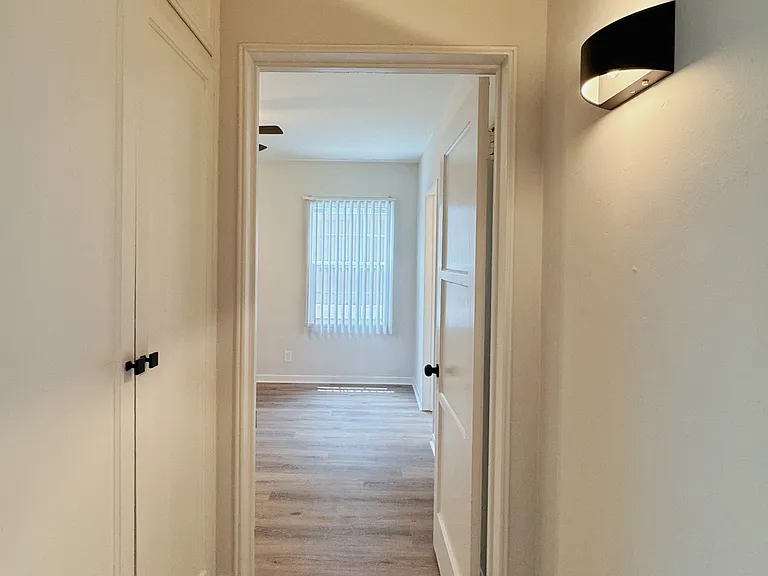 877 S Marengo Ave #899 — Photo 15