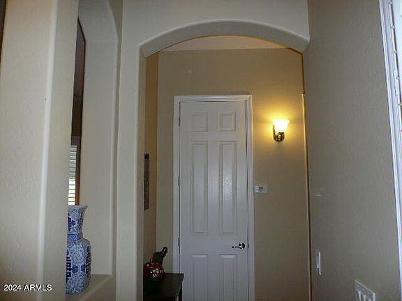 3rd image of 18036 W GOLDENROD Street