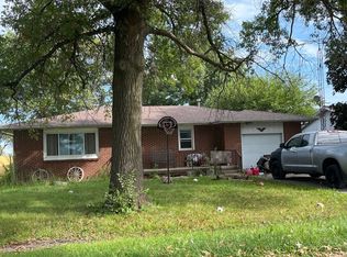 110 Third Street, Dewey, IL 61840