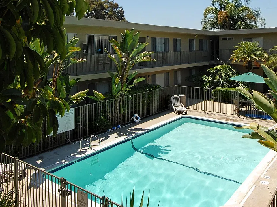 Palm Estates Apartments
