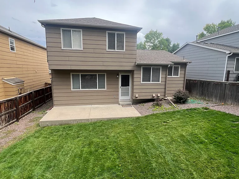 9880 Castle Ridge Cir — Photo 16
