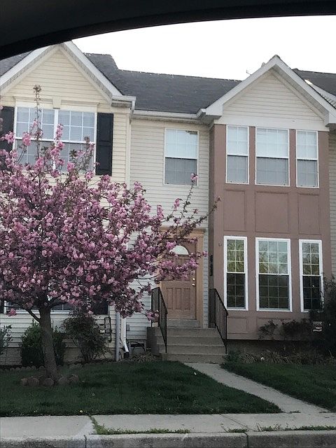 1st image of 162 Goldsborough Dr
