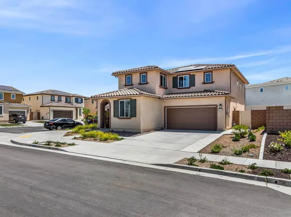 34470 Sakura Ln, Winchester, CA 92596