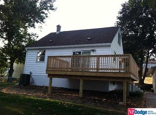 6915 Evans St, Omaha, NE 68104