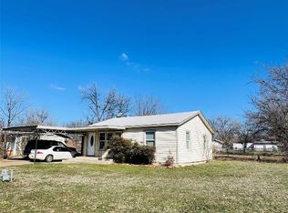131 Gleese St, Graham, TX 76450