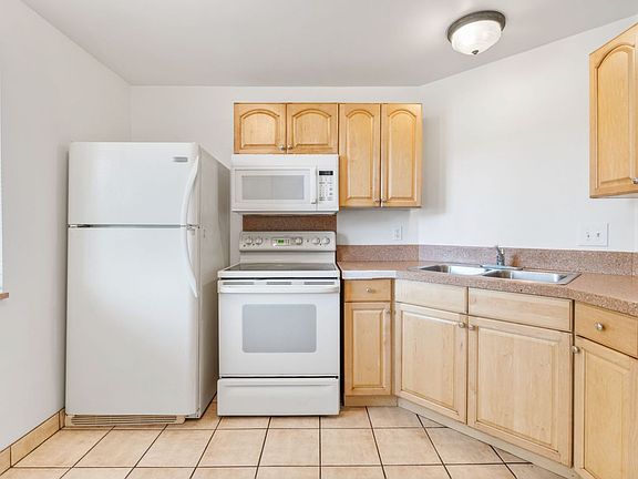 2nd image of 1540 S Roberta St APT 2