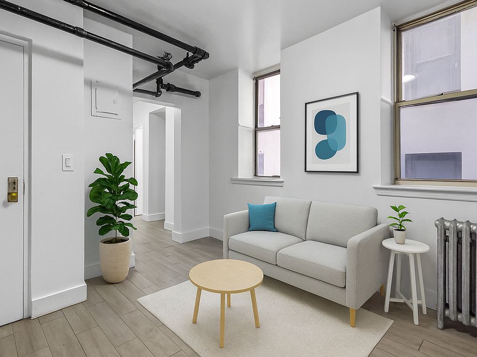 1st image of 30 Saint Nicholas Pl #B3