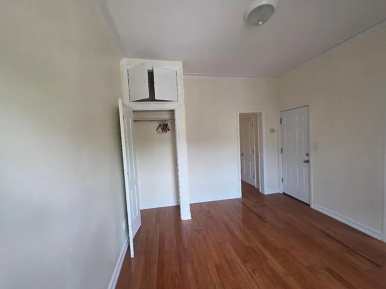 1420 35th St #2 — Photo 3