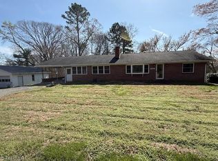 3500 E Old Us Highway 421, Yadkinville, NC 27055