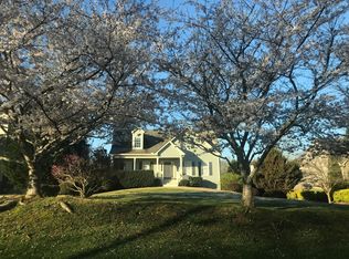 4825 Sewell Rd, Cumming, GA 30028