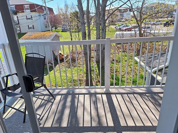 2nd image of 29 Stratford Rd