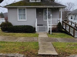 1521 3rd St, Natrona Heights, PA