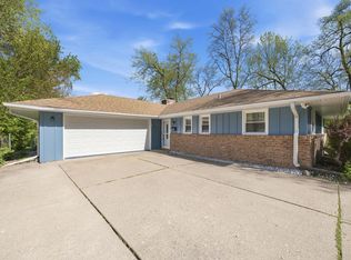 1311 Coolidge Pl, Rockford, IL 61107