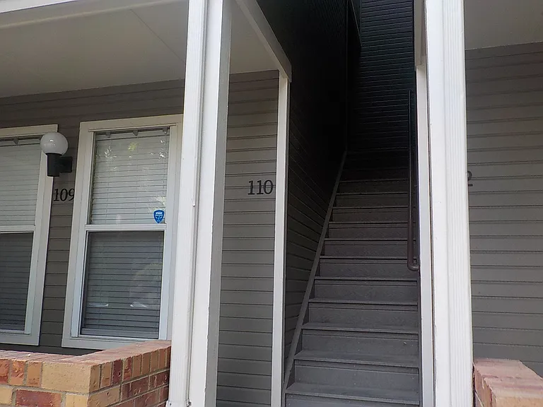 1201 Galapago St #110 — Photo 16