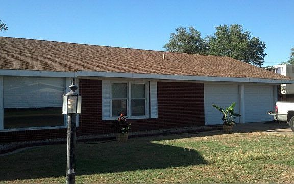2nd image of 3131 Blossom Ln