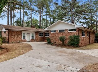 319 Stacy Weaver Dr, Fayetteville, NC 28311