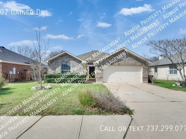 107 Gainer Dr, Hutto, TX 78634