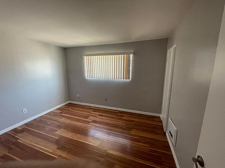 719 N Eucalyptus Ave #17A — Photo 13