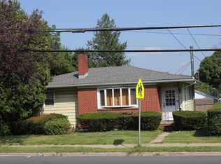 312 High St, Hackettstown, NJ 07840