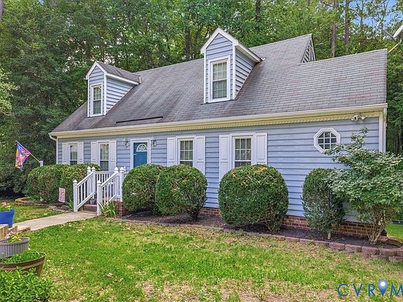 2nd image of 10900 Old Cheshire Ln