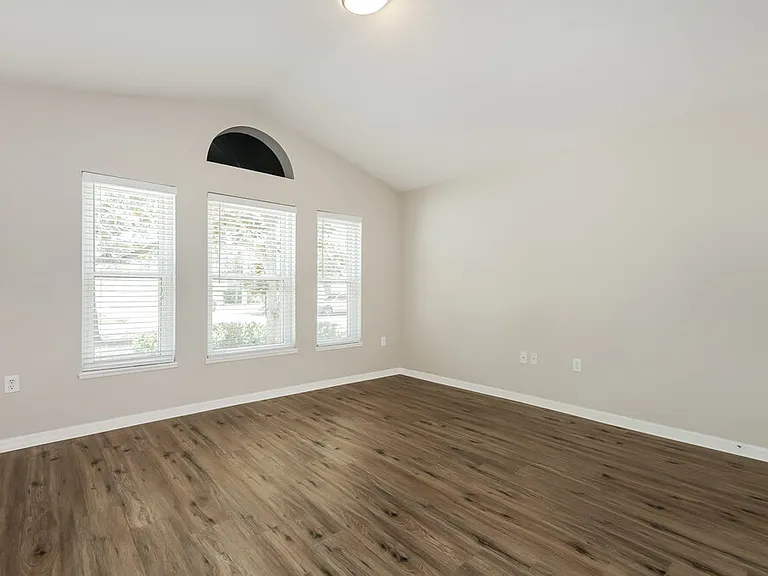 1309 Alhambra Crest Dr — Photo 11