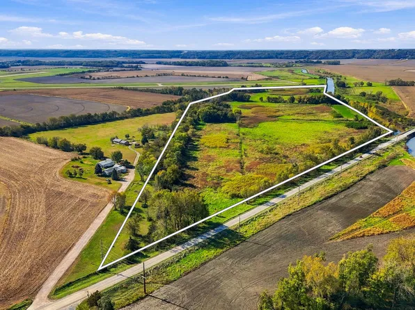 41st St S, Muscatine, IA 52761
