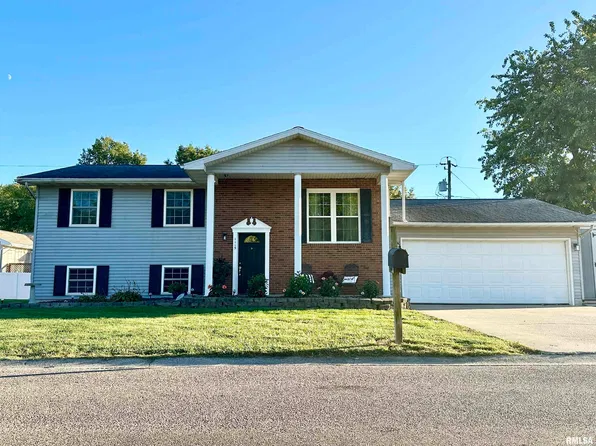 1115 Coronado West St, Jacksonville, IL 62650
