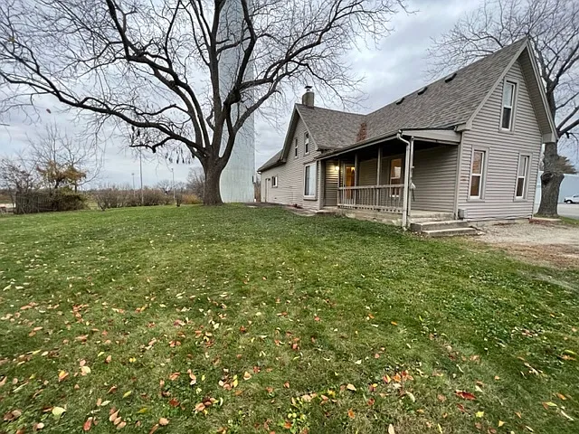 307 N Division St — Photo 1