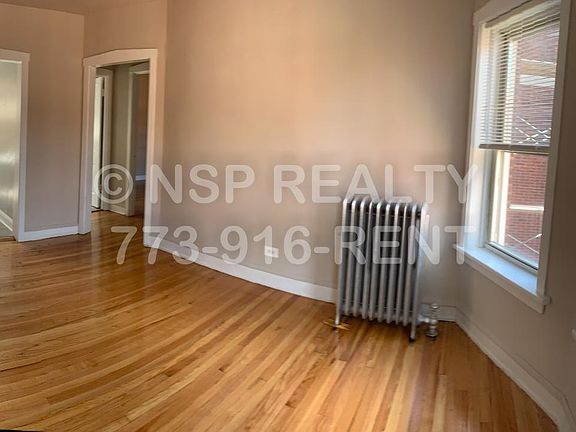 3rd image of 4025 W Melrose St #3S