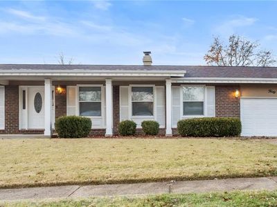 4423 Remus Dr, Florissant, MO, 63033