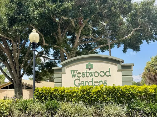 5796 Golden Eagle Circle, Palm Beach Gardens, FL 33418