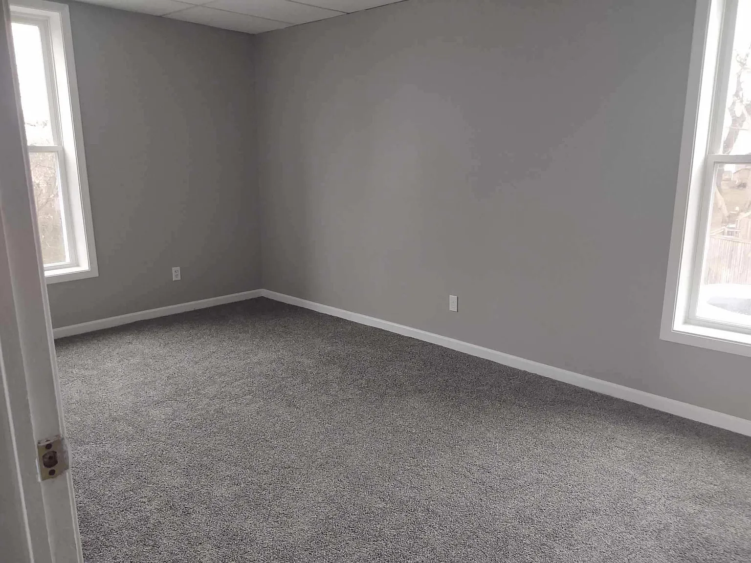 2 bed, 850 sqft, $1,200 — Photo 2