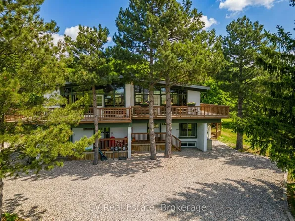 141 Kandahar Ln, The Blue Mountains, ON L9Y 0N3