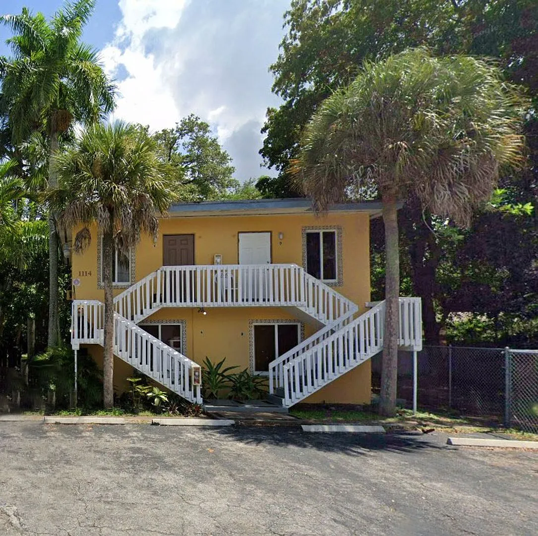 1114 W Las Olas - Regent — Photo 2