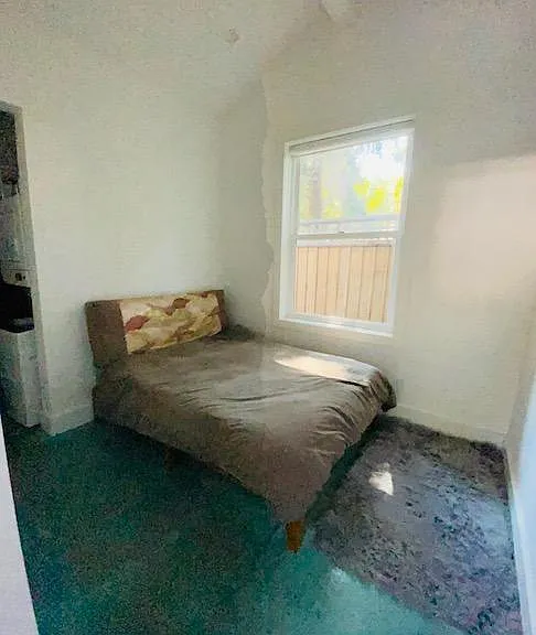 668 Tupper St — Photo 8