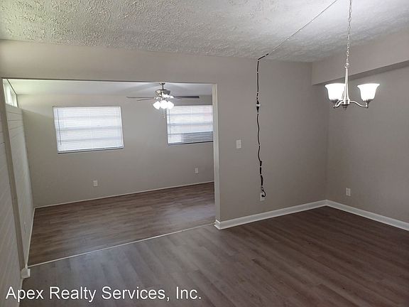 4th image of 7024 Clovis Rd