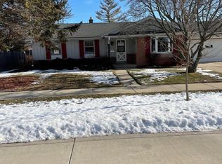 6130 S Illinois Ave, Cudahy, WI 53110