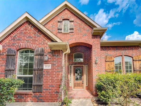 5530 Mangrove Creek Ln