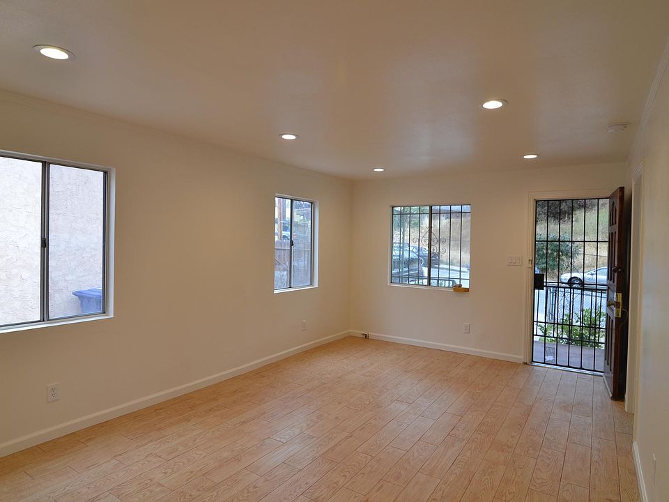 1st image of 4236 Mercury Ave