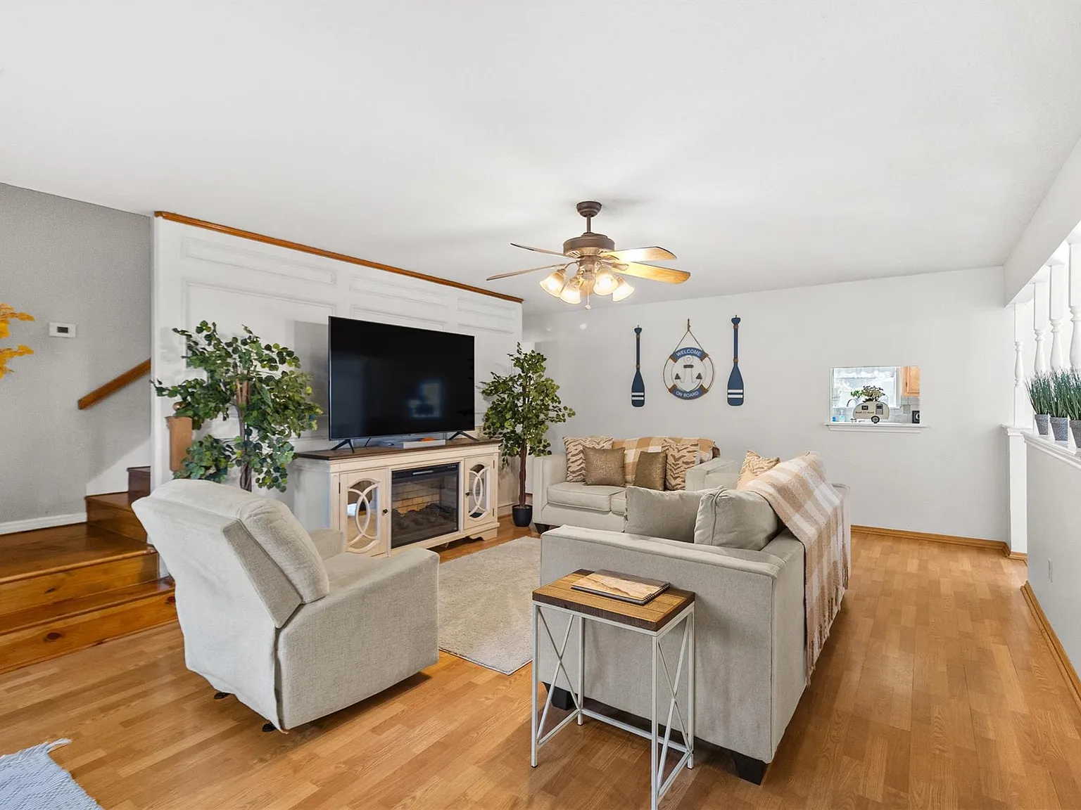 4 bed, 2.5 bath, 2318 sqft, $2,900 — Photo 4