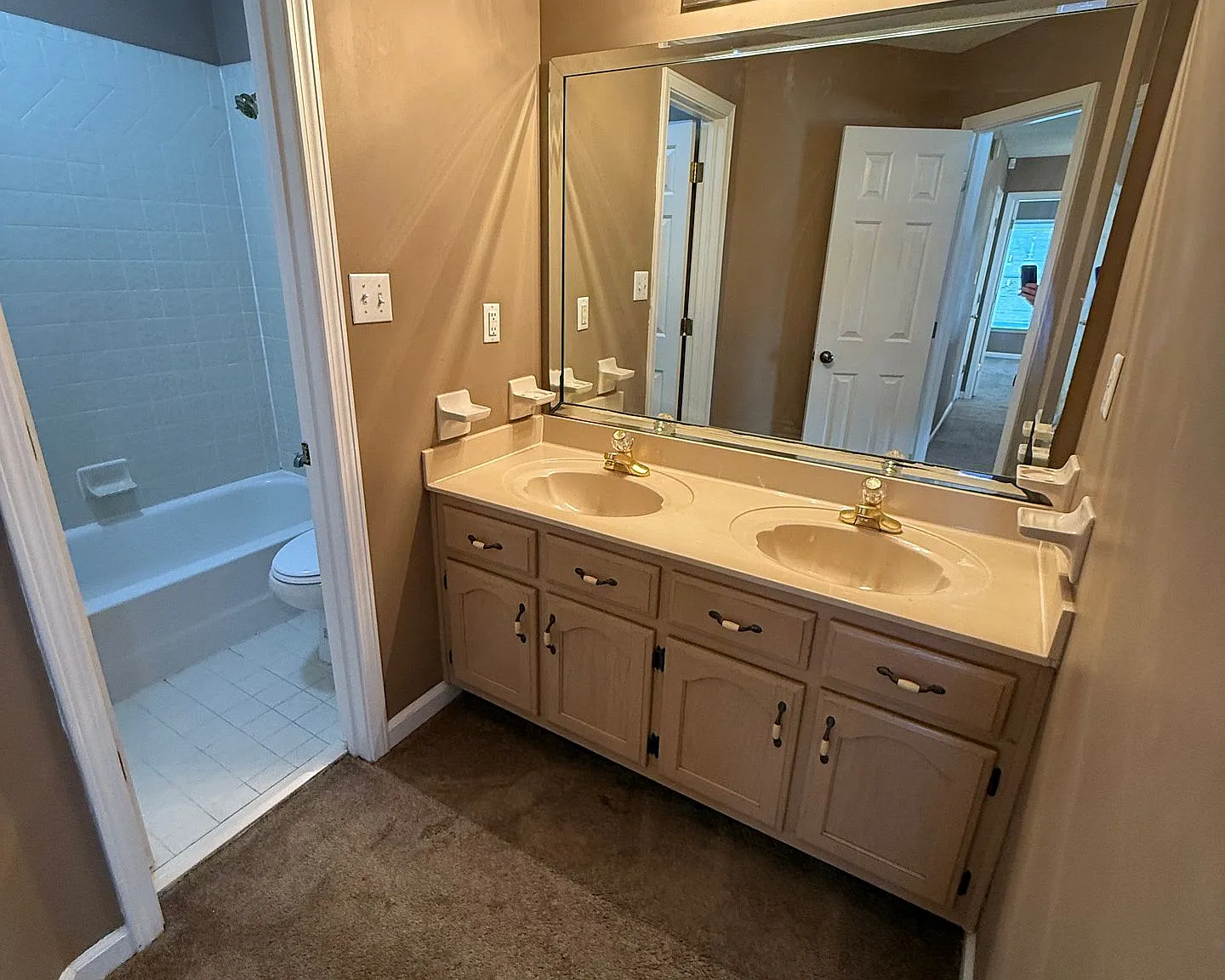 8254 Cypress Bend Cove — Photo 4