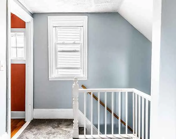 241 Center St #B — Photo 4