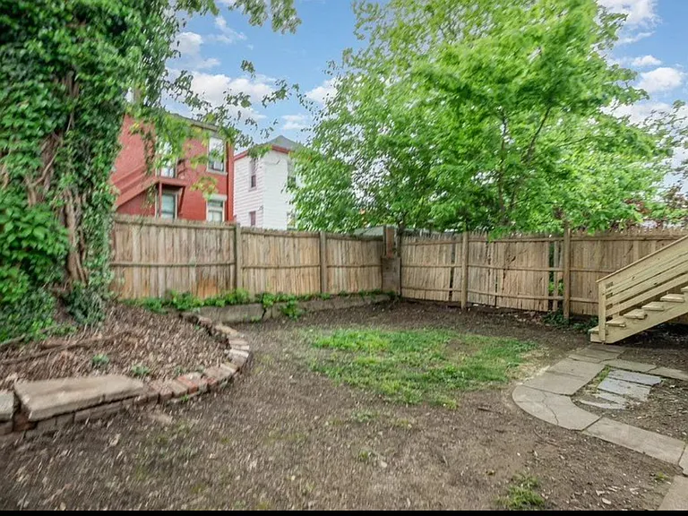 1811 Scott Blvd #1 — Photo 3