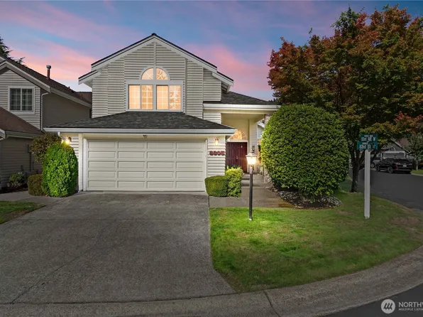 8305 63rd Street W, University Place, WA 98467